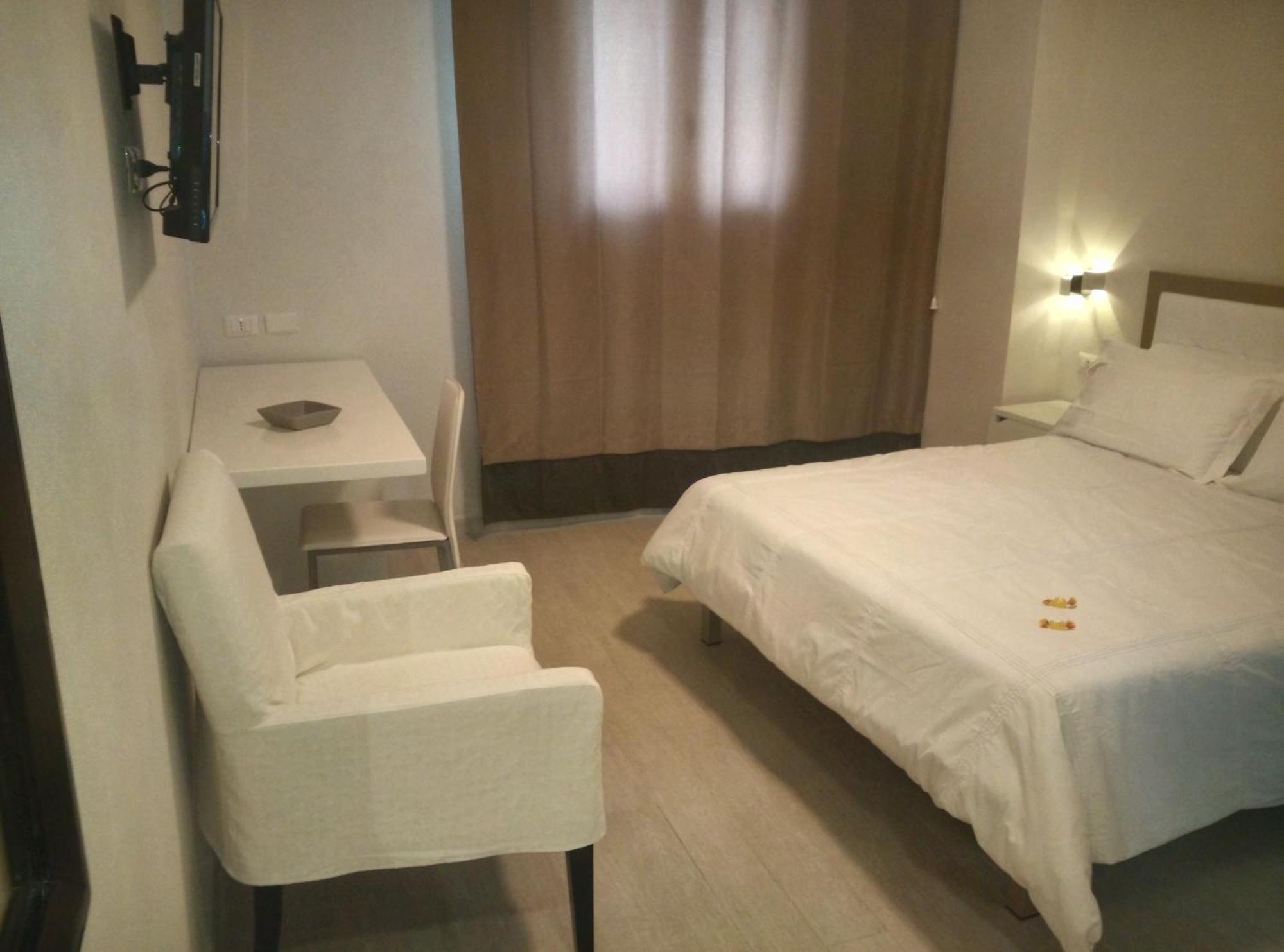 Mina Accomodation Tropea Pokój zdjęcie